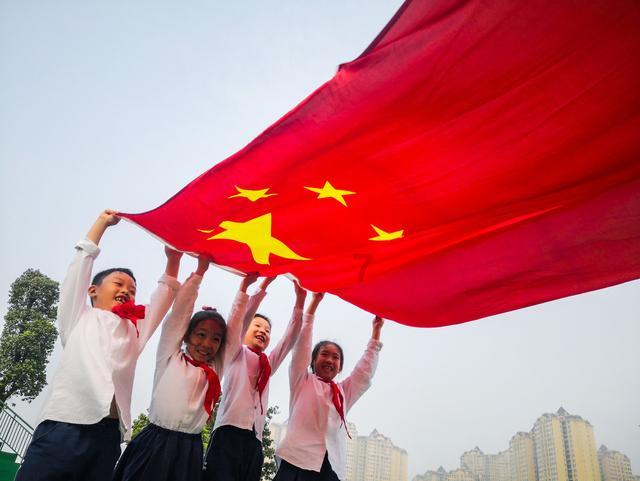 怀孕快3个月，炖鸽子汤可以放枸杞吗游戏画面