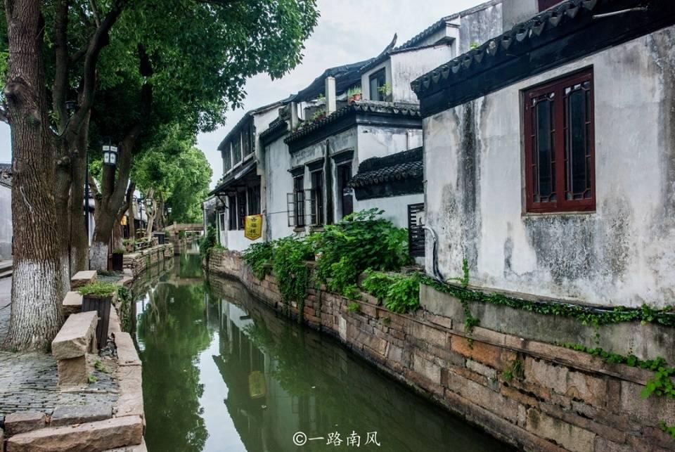 探索我们家拆迁之后户口本上门牌号变了,但是身份证上的没改?的最佳红迪网平台
